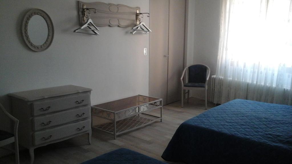Bed and Breakfast Le Presbytère à Rivesaltes Chambre photo