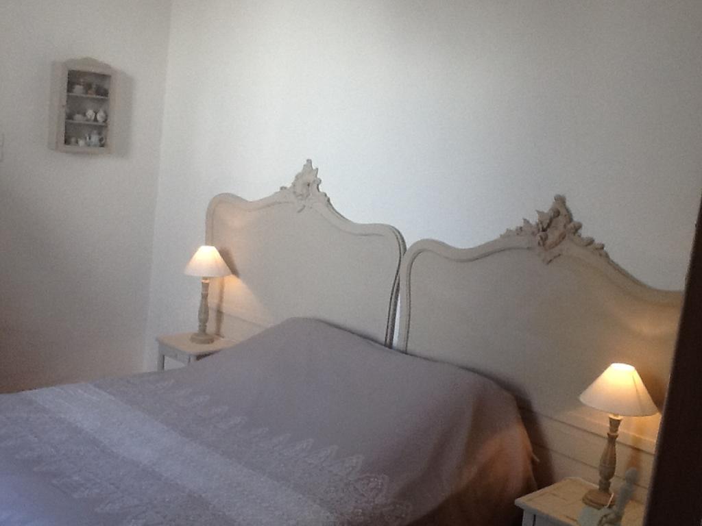 Bed and Breakfast Le Presbytère à Rivesaltes Chambre photo
